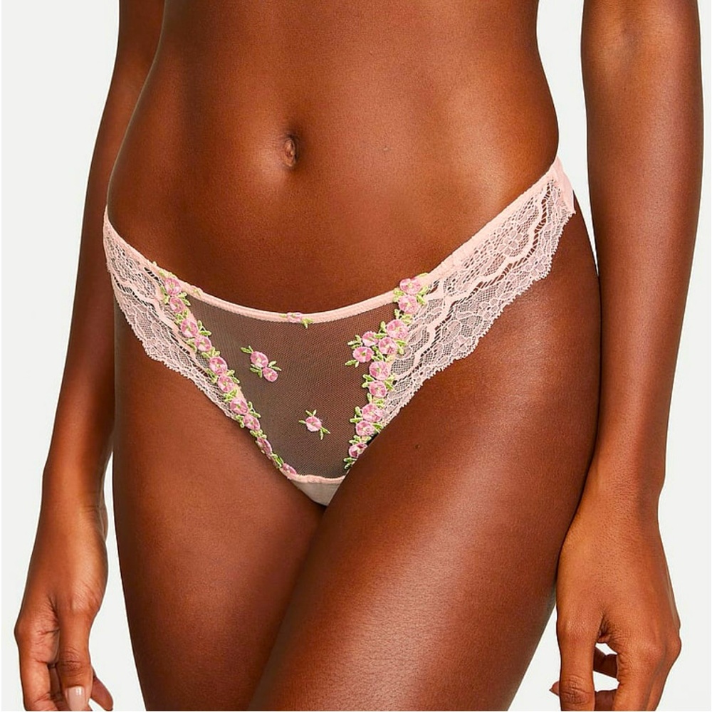 Victoria’s Secret Dream Angels Rosebud Embroidery Thong Panty